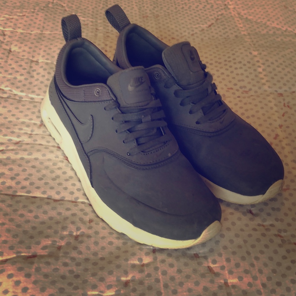 Nike Air Max Thea running shoes